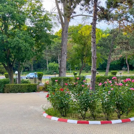 Апартаменты Majestic