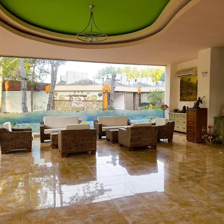 Majestic Апартаменты