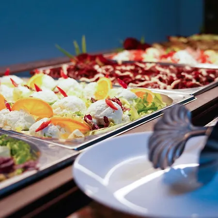 Majestic 아파트 *